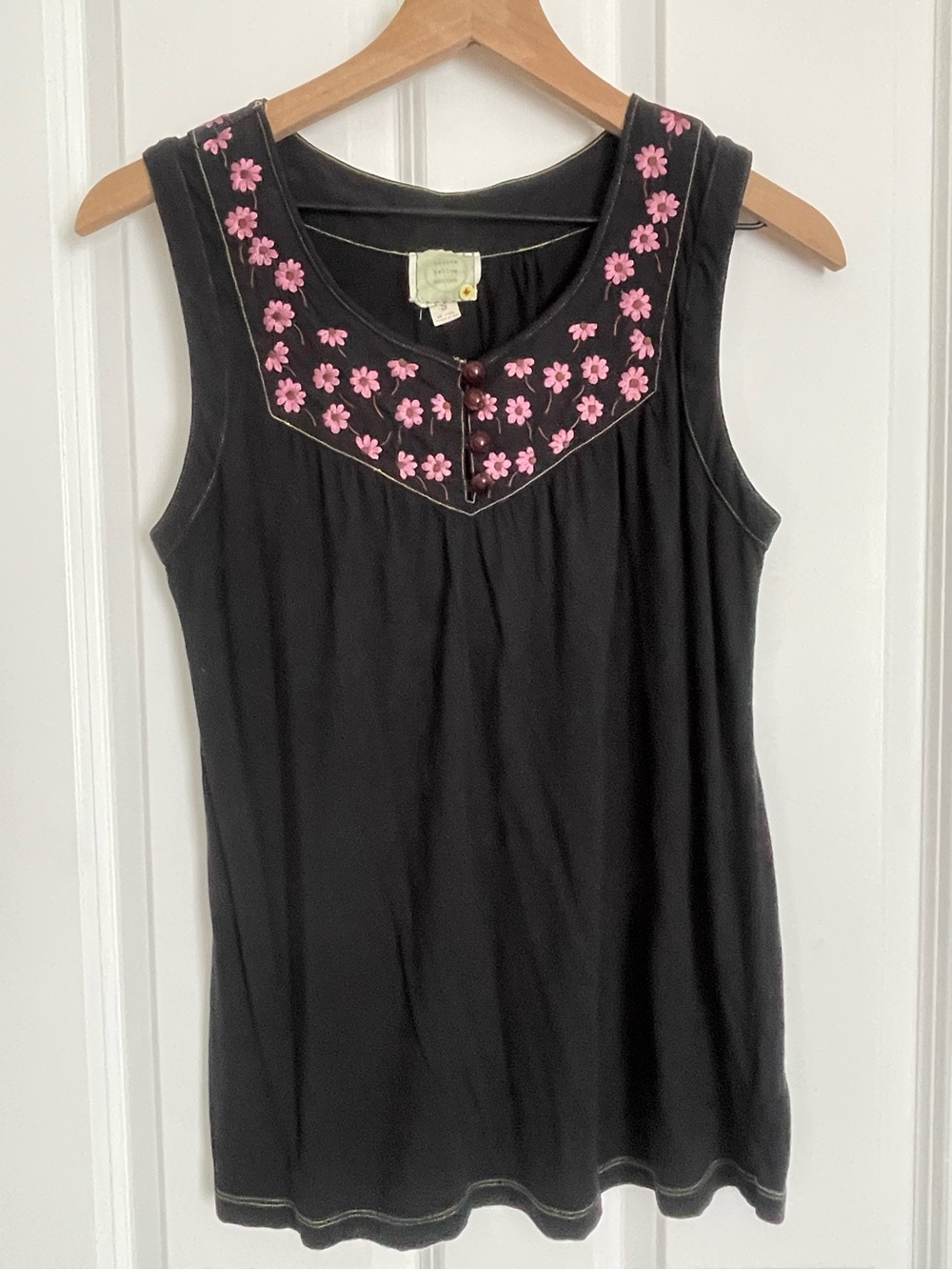 Anthropologie Little Yellow Button Embroidered Floral Tank Top Small
